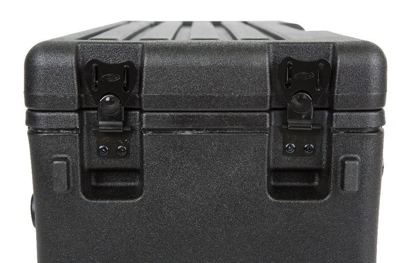 SKB 4U ROLLING ROTO RACK