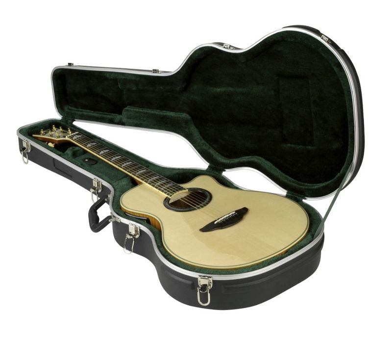 SKB THIN-LINE ACOUSTIC / CLASSICAL ECONOMY GUITAR